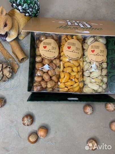 Подарочный набор орехов, сухофруктов