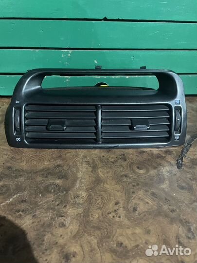 Дефлектор Mitsubishi Diamante