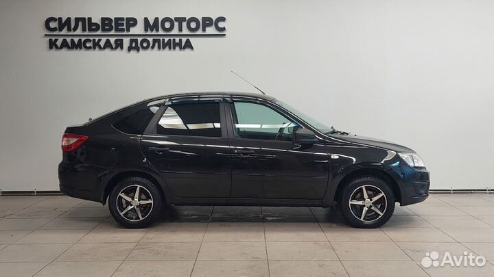 LADA Granta 1.6 МТ, 2015, 103 000 км