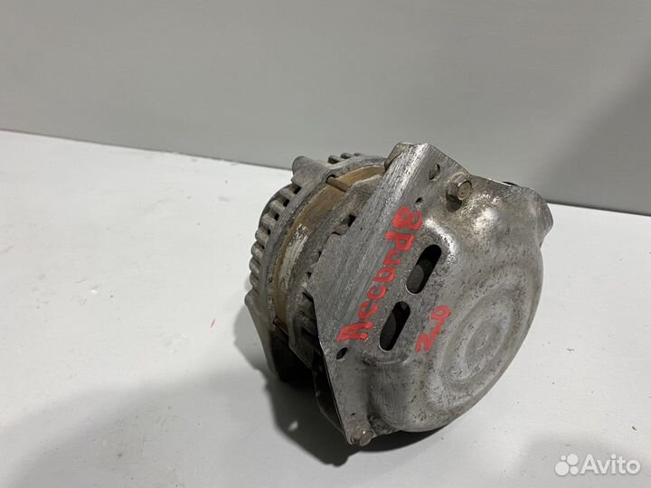 Генератор honda Accord 8