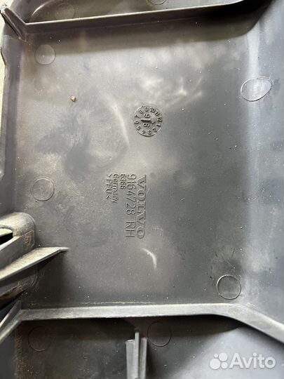 Заглушки задних фонарей с салона vovlo s70