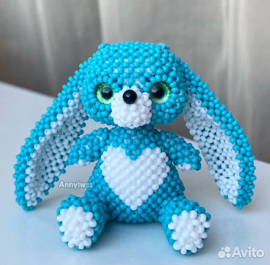 Плюшик амигуруми из бисера