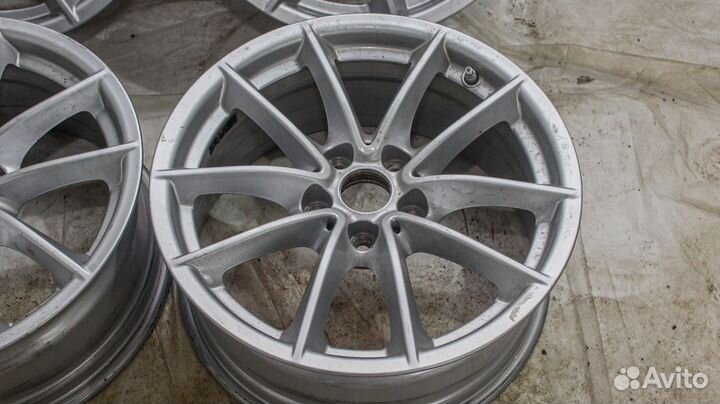 Диски R17 BMW 5 G30 оригинал с датчиками