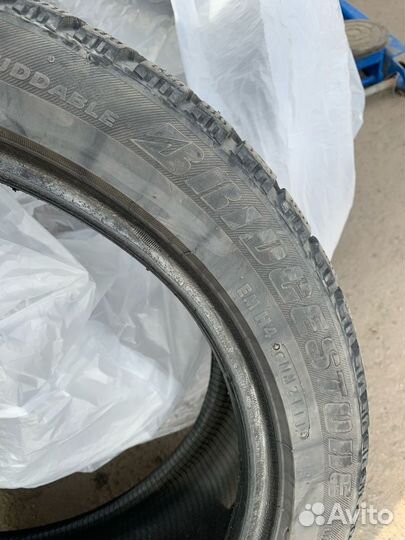 Bridgestone Ice Cruiser 7000 205/50 R17