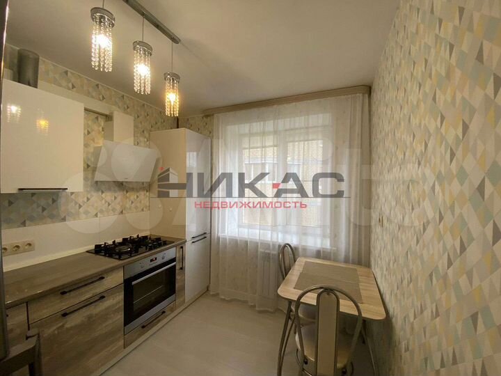 2-к. квартира, 58 м², 2/5 эт.