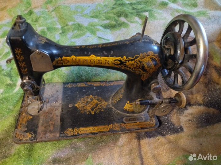 Швейная машинка 