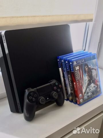 Sony PlayStation 4 + игры