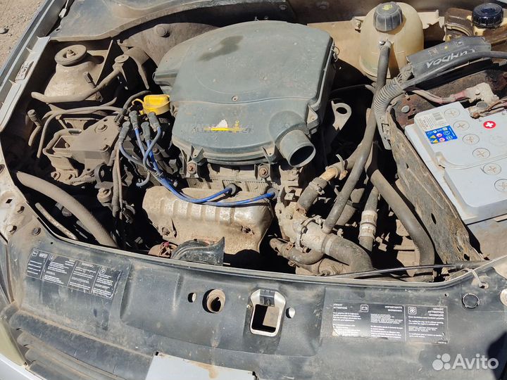 Разбор renault symbol 2005