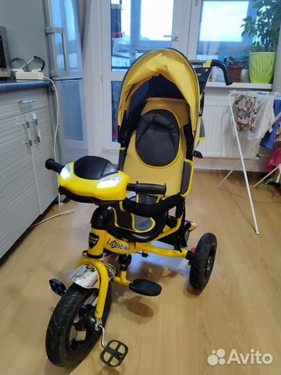 Трехколесный велосипед