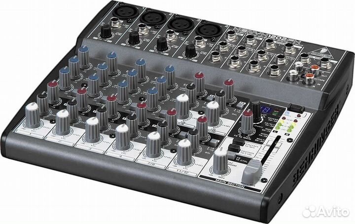 Звуковое оборудован Behringer D118KIT для лагерей