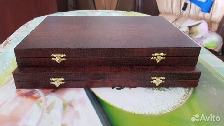 Серебряные медали из серии 