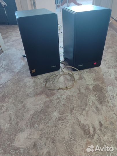 Колонки активные 2.0