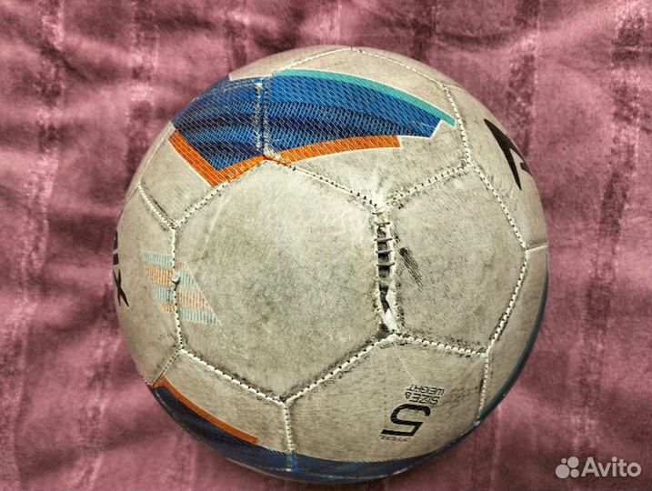 Футбольный мяч