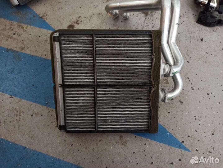 Радиатор печки Mercedes W204