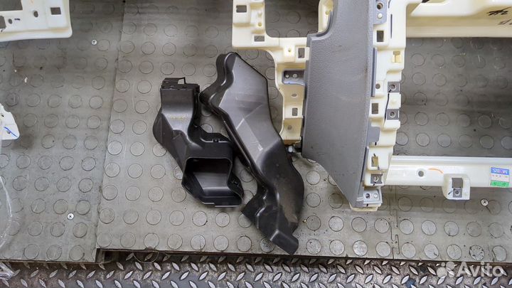 Панель передняя салона киа Mohave (Borrego), 2009