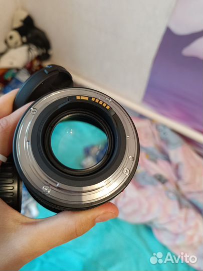 Объектив canon 50mm 1.4