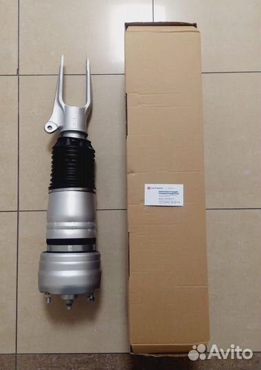 Пневмо амортизатор на Панамера 970 передний новый