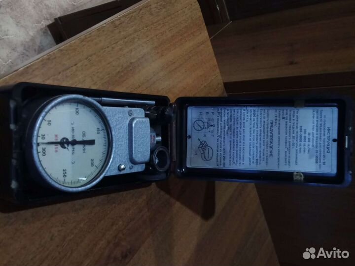 Тахометр ио-30,ссср