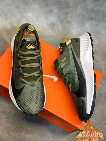 Nike pegasus trail 2 зеленые разм. 42