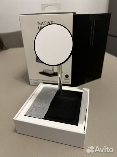 Зарядное устройство Native Union