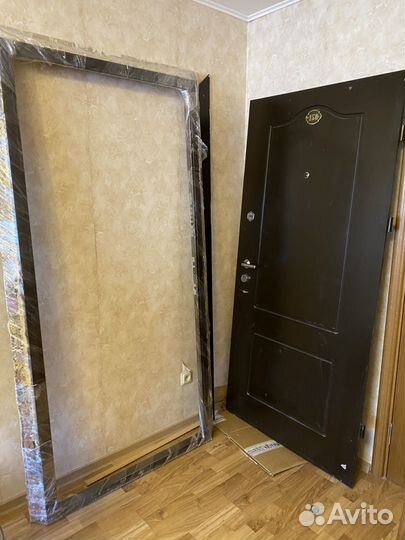 Дверь входная металлическая