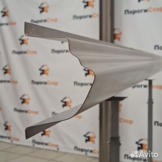 Кузовной порог правый Mitsubishi L200 ремкомплект