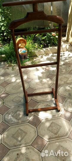 Вешалка напольная. Ручная работа торга нет