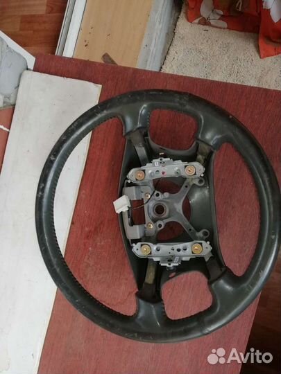 Продаю руль Toyota Mark 2 qualis