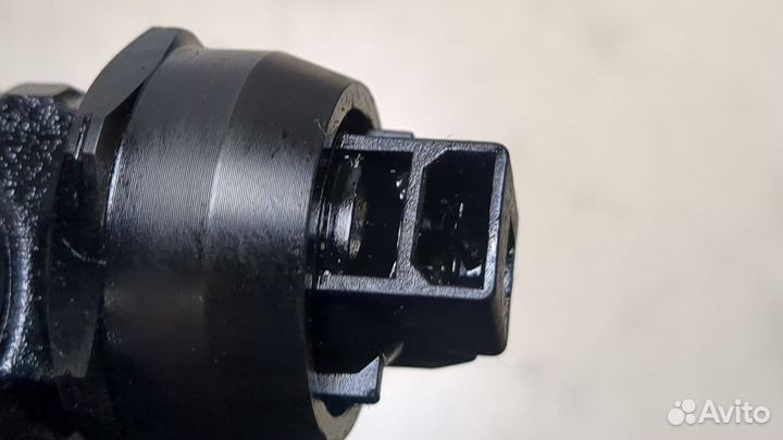 Форсунка топливная Volkswagen Touareg, 2004