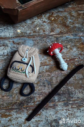 Вязаная игрушка Лягушонок