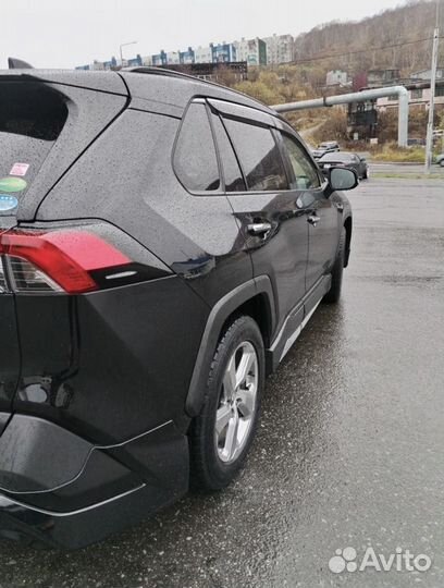 Toyota RAV4 2.0 CVT, 2020, 100 000 км