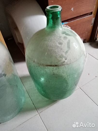 Бутыль стеклянная 20 и 30 литров