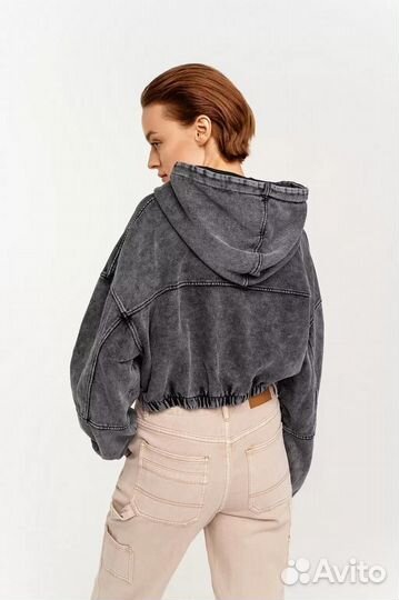 Куртка трикотажная укороченная