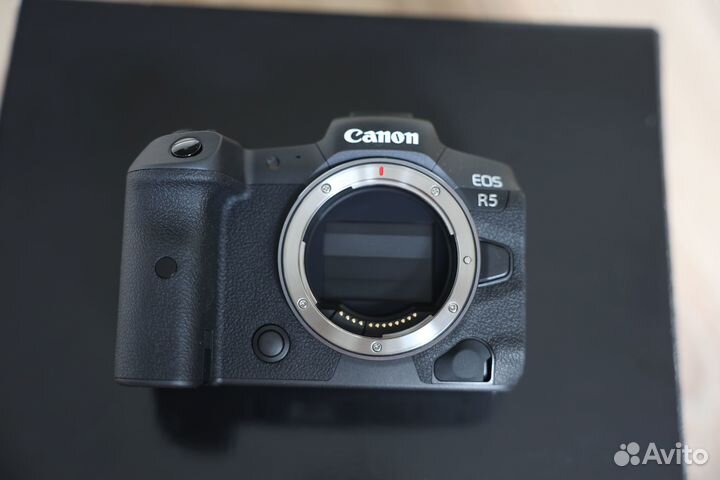 Фотоаппарат Canon R5