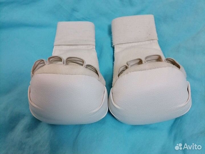 Перчатки для карате 4 унции