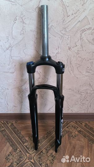 Вилка Suntour XCM 30, ход 100 мм, колеса 27,5