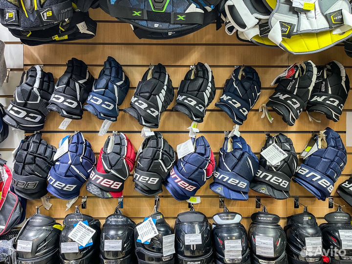 Хоккейные перчатки краги