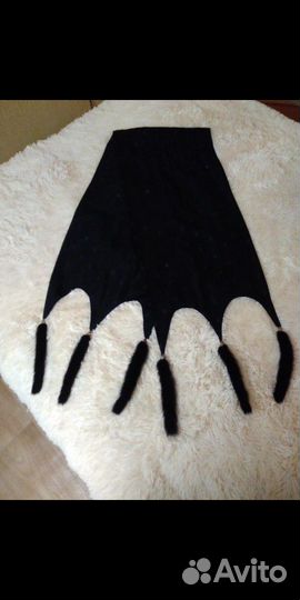 Шарф с норковыми кисточками