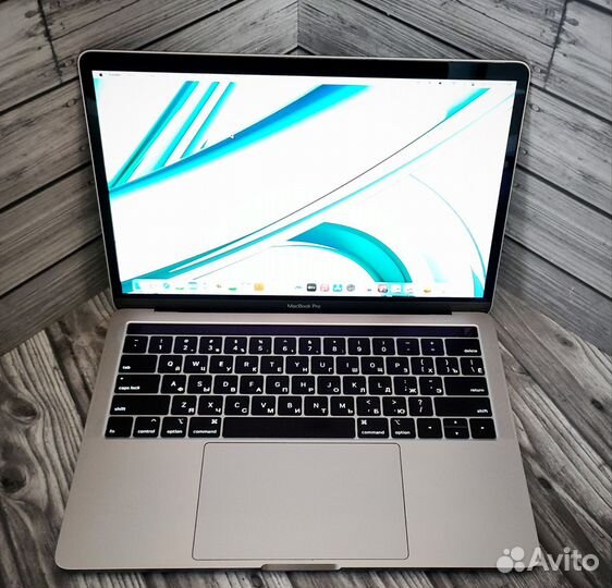 Apple MacBook Pro 13 2018 i5 2.3/8/512gb