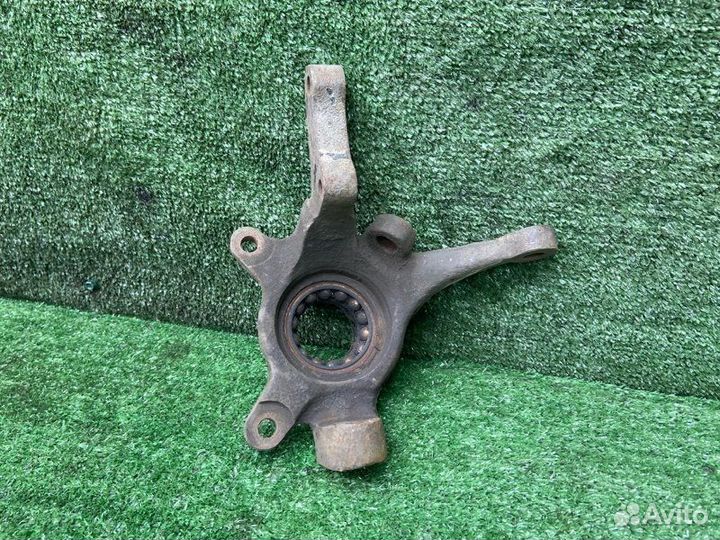 Поворотный кулак передний правый Hyundai Sonata 5