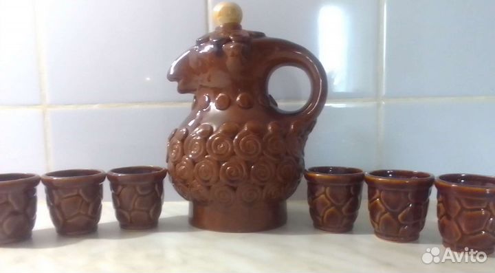 Набор из керамики графин,стопки