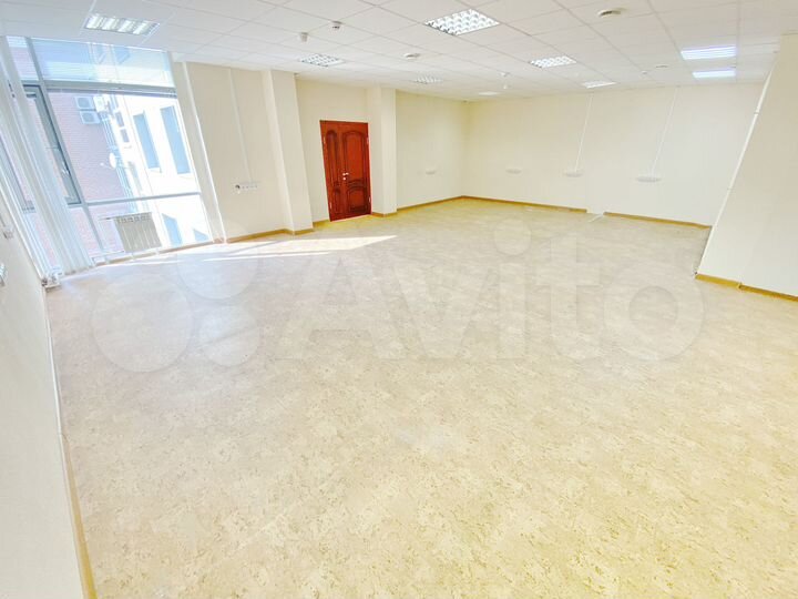 Офис, 199.6 м²