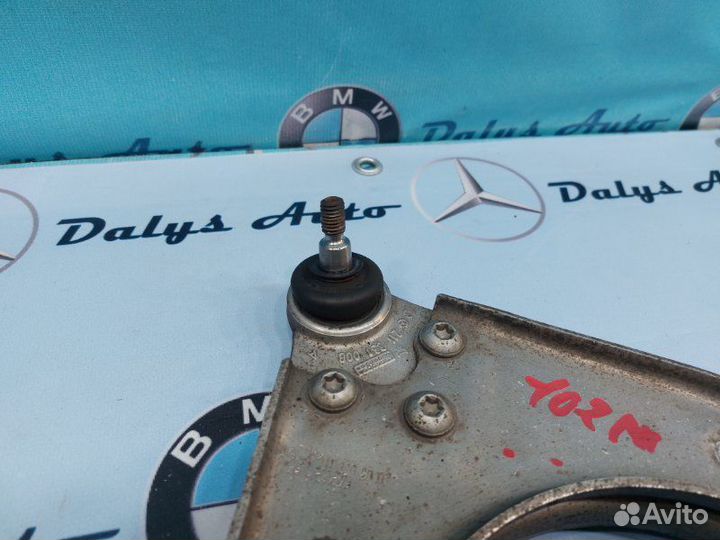 Рычаг верхний передний правый Mercedes-Benz
