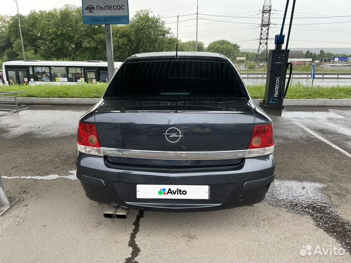 Opel Astra 1.8 МТ, 2008, 293 071 км