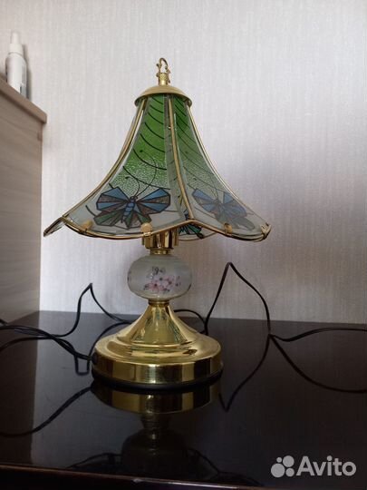 Лампа настольная, прикроватная. Сенсорная