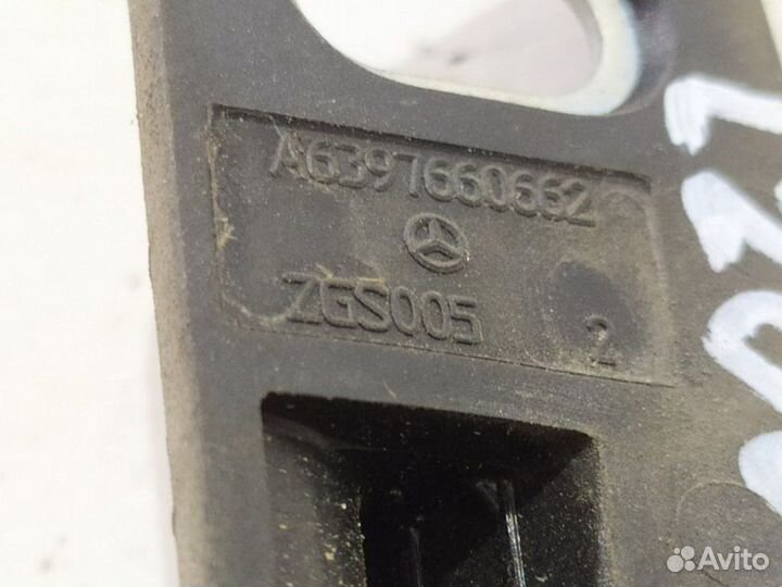 Ограничитель двери Mercedes Vito W639 2.1D 2006