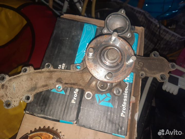 Помпа на prado 120 4 литра