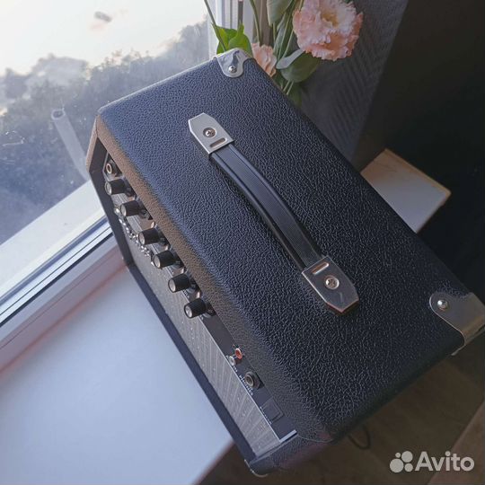 Гитарный комбоусилитель fender g15