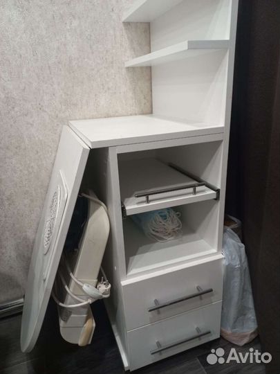 Маникюрный стол складной бу