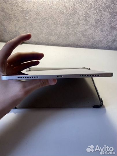 iPad Air 4 64Гб
